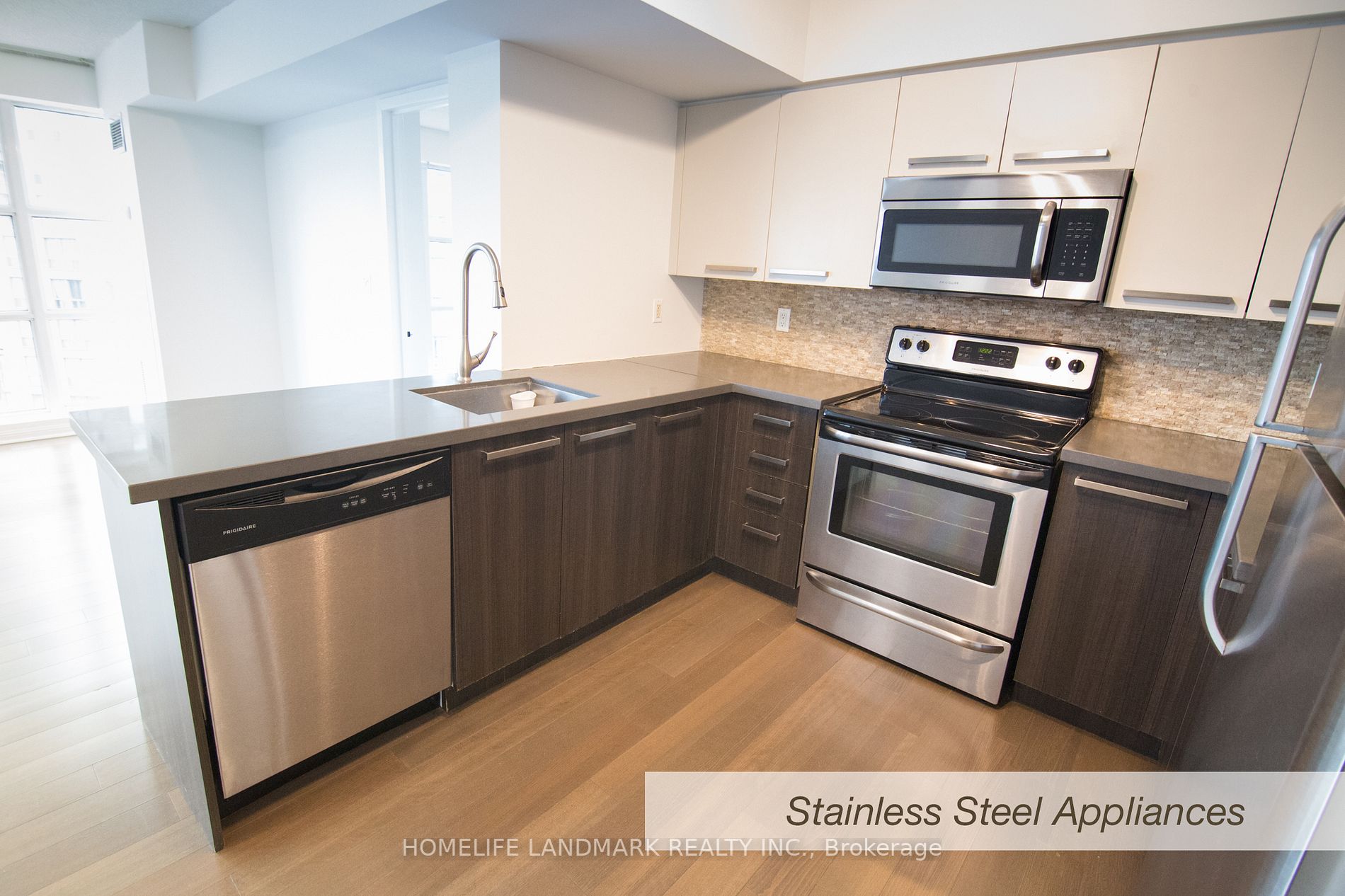 11 St Joseph St, #1612