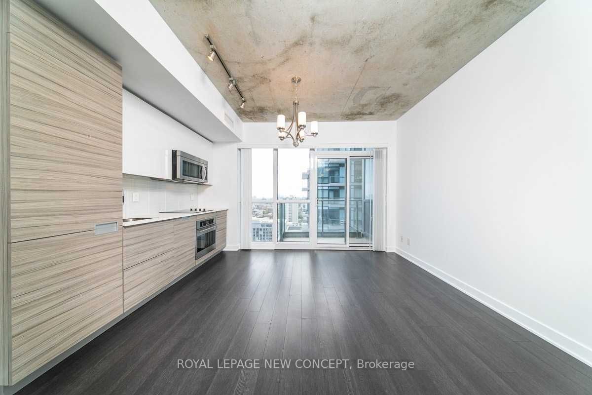 210 Simcoe St, #2309
