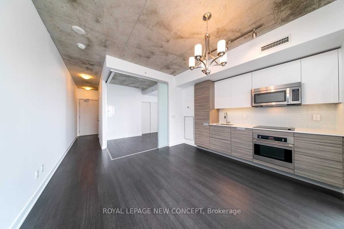 210 Simcoe St, #2309