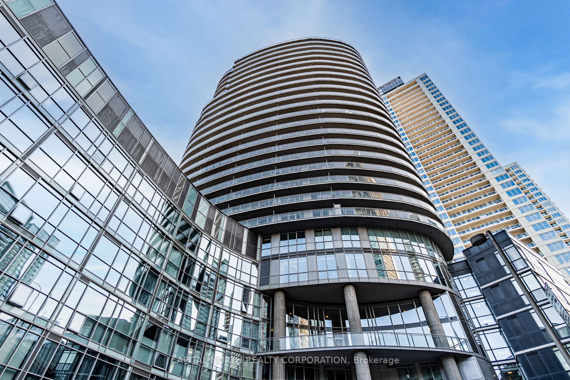 38 Dan Leckie Way, #2109