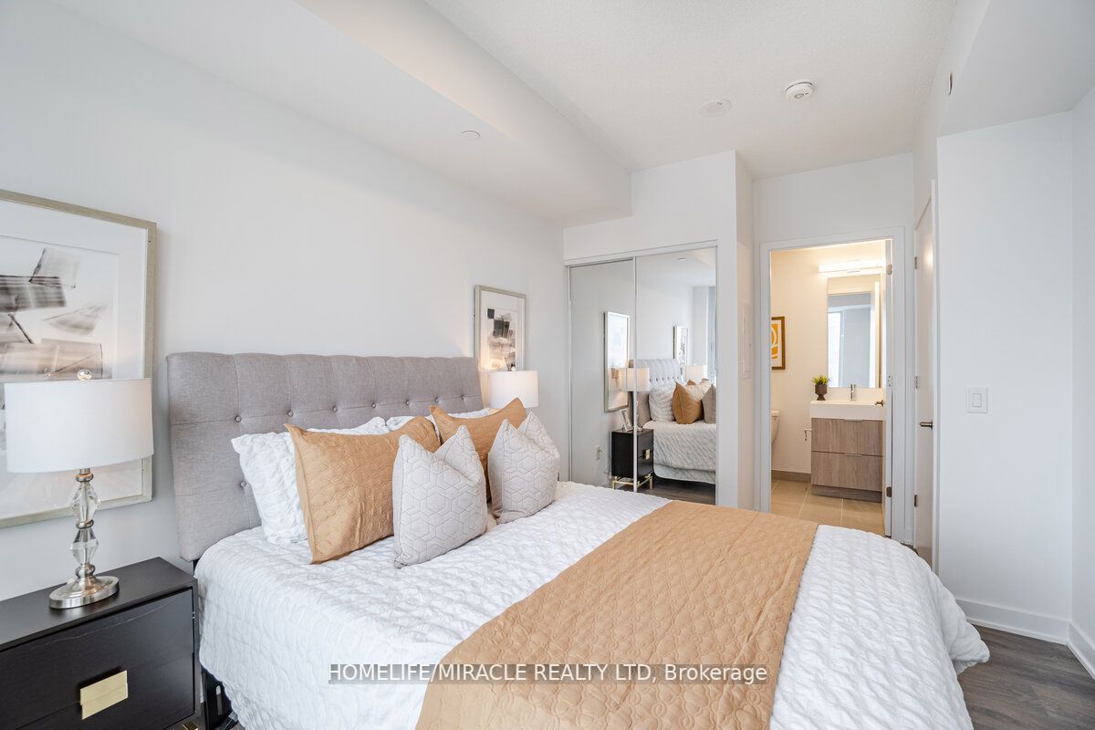 130 River St, #2302