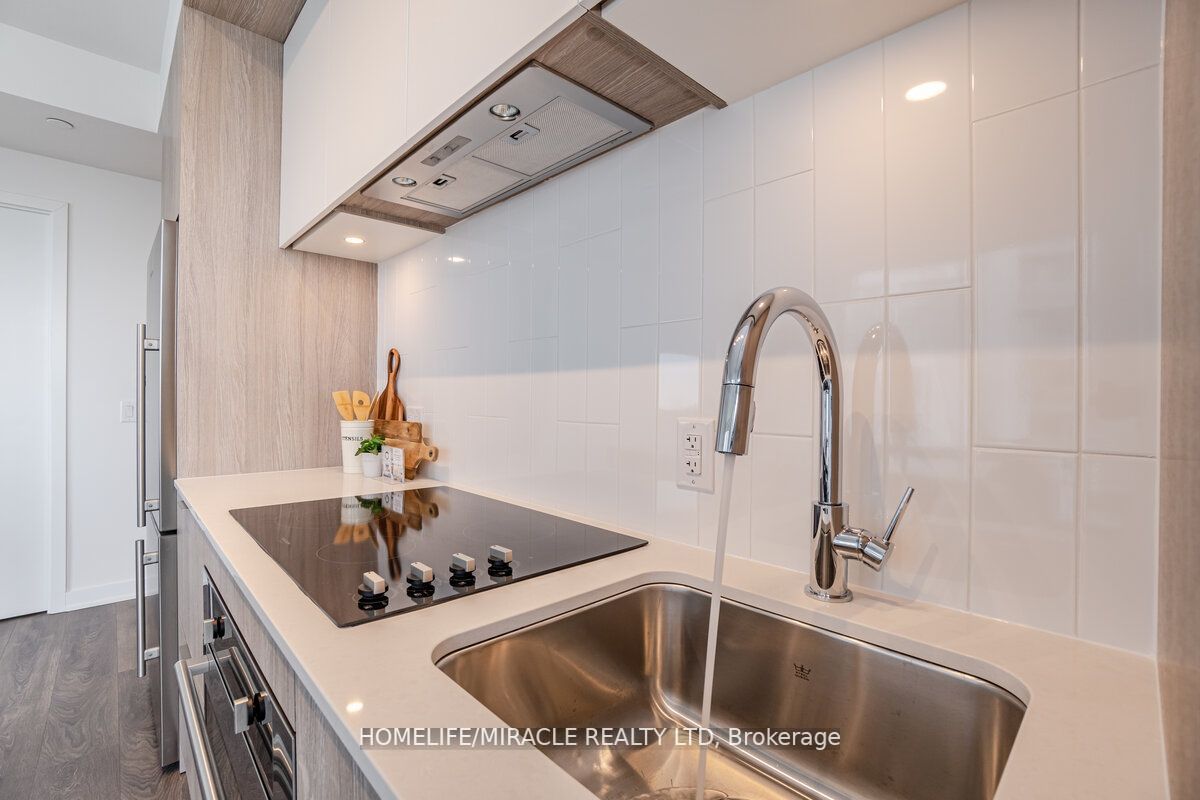130 River St, #2302