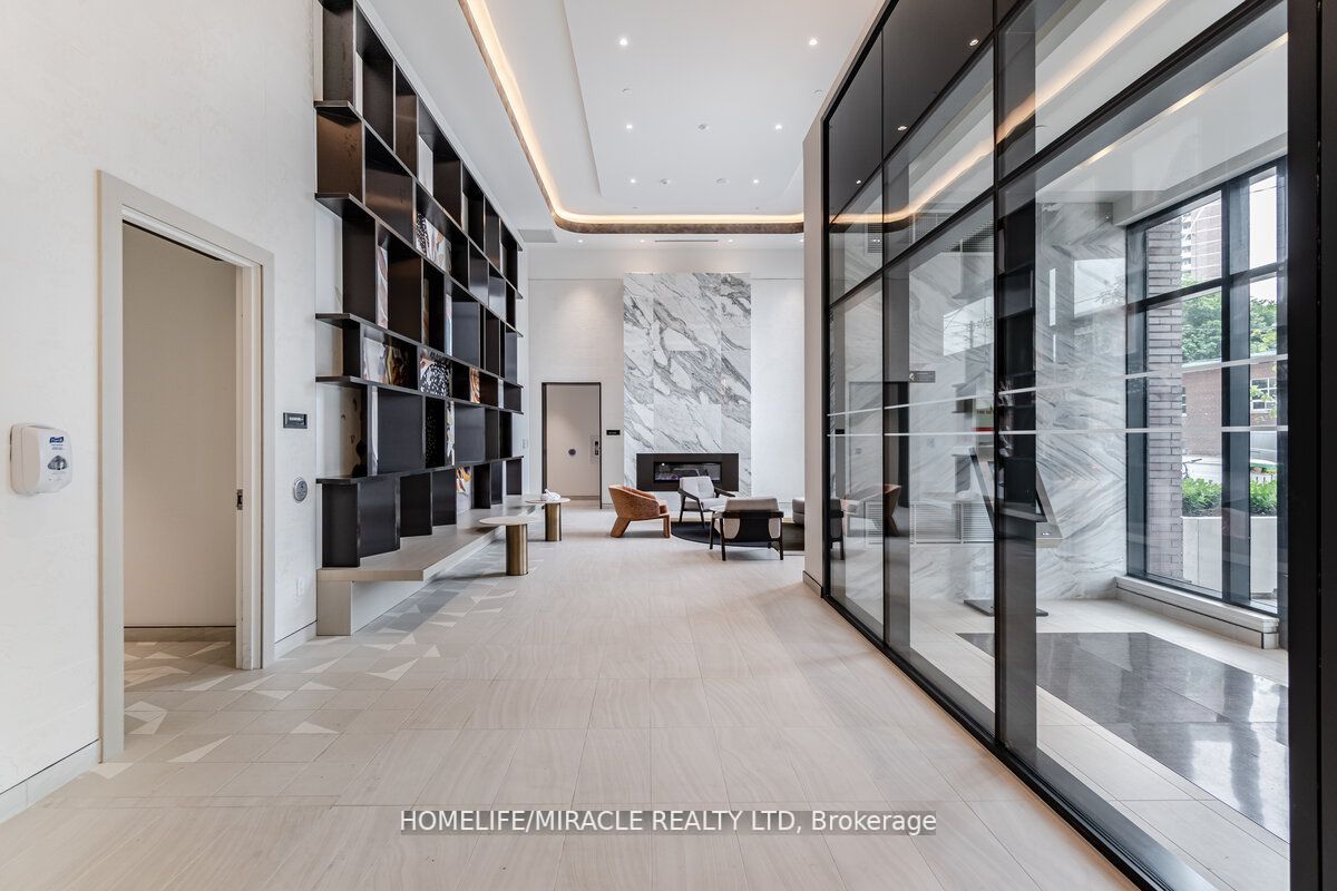 130 River St, #2302