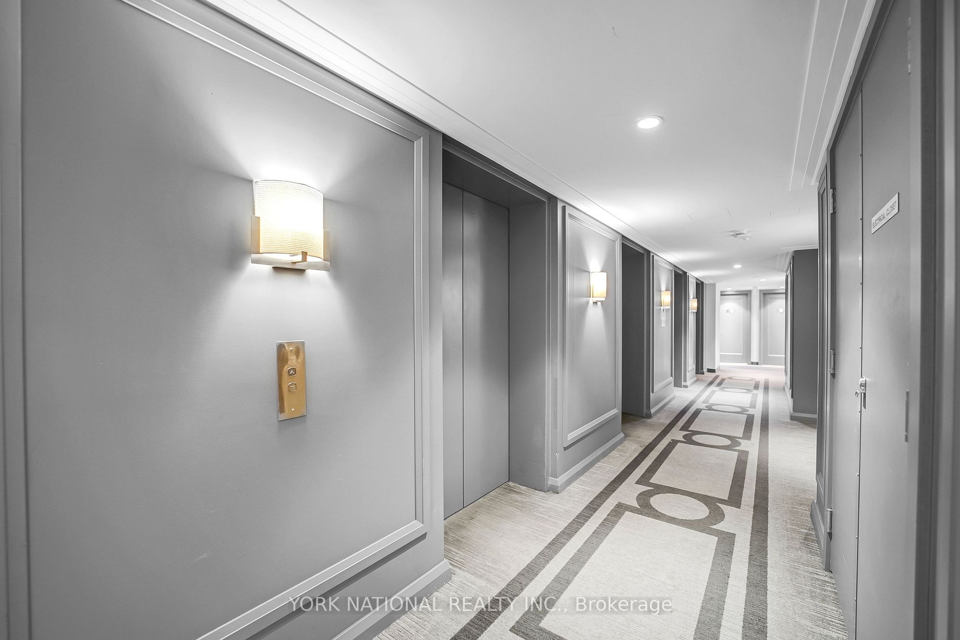 155 Yorkville Ave E, #2006