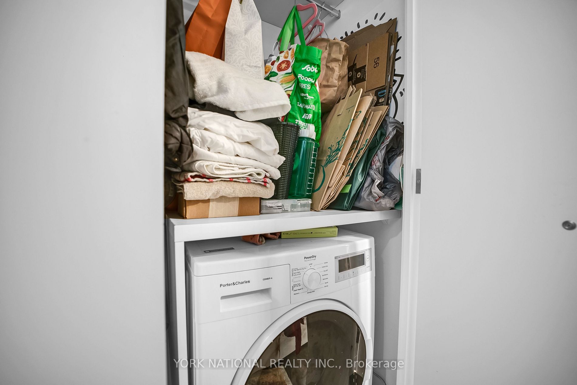 155 Yorkville Ave E, #2006