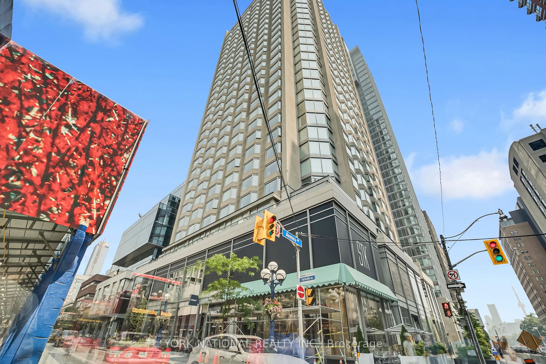 155 Yorkville Ave E, #2006