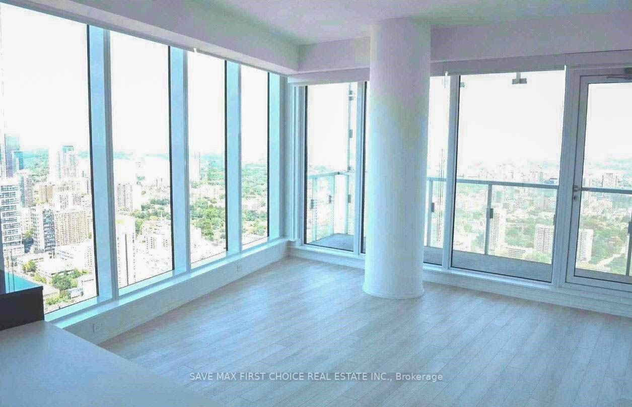 197 Yonge St, #5102