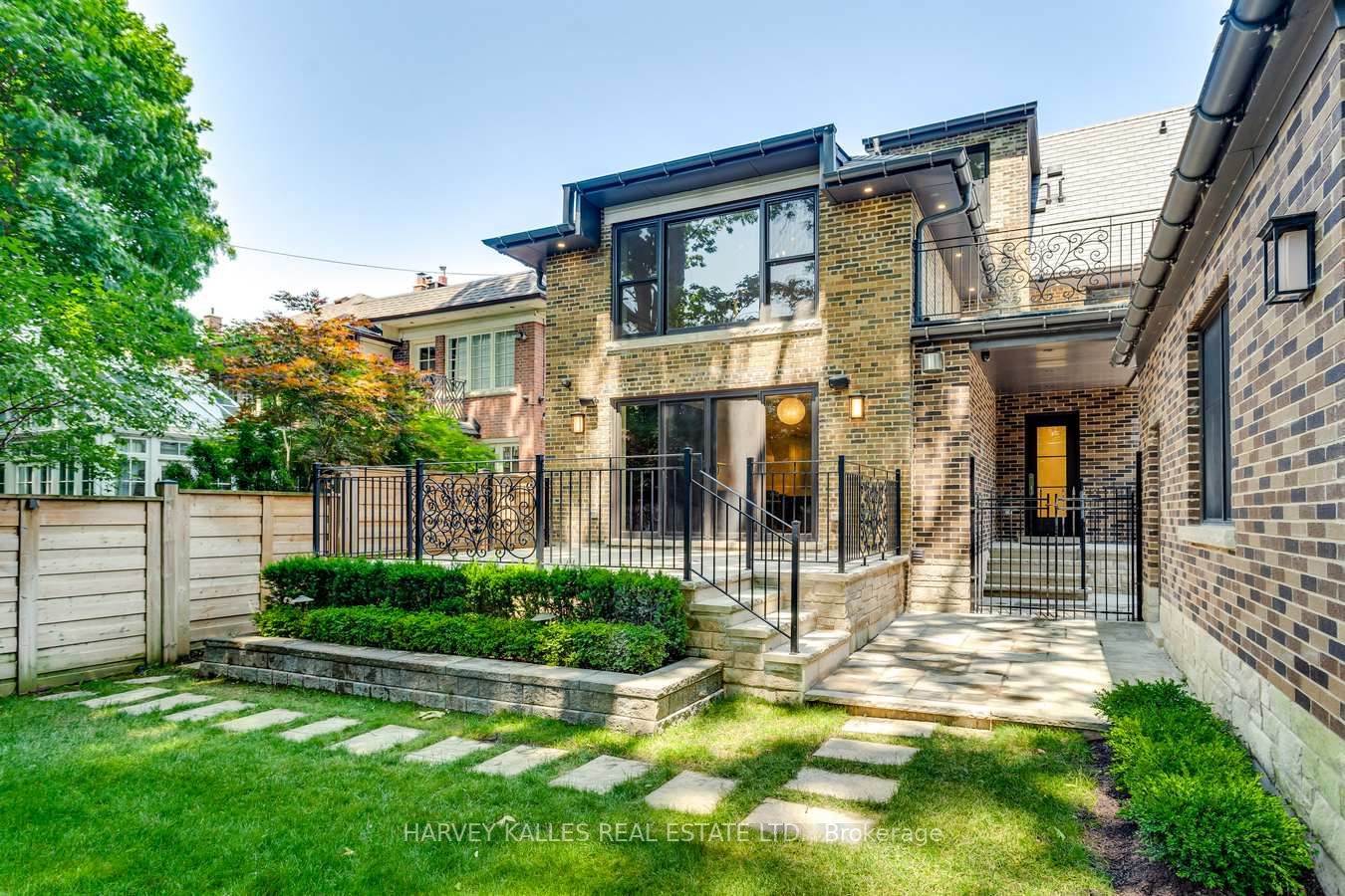 23 Douglas Drive