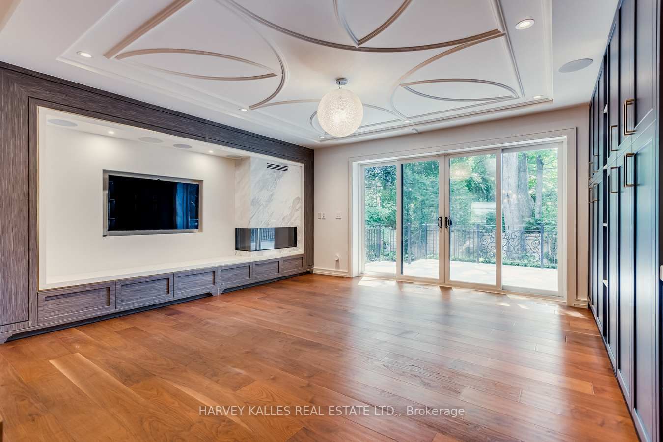23 Douglas Drive