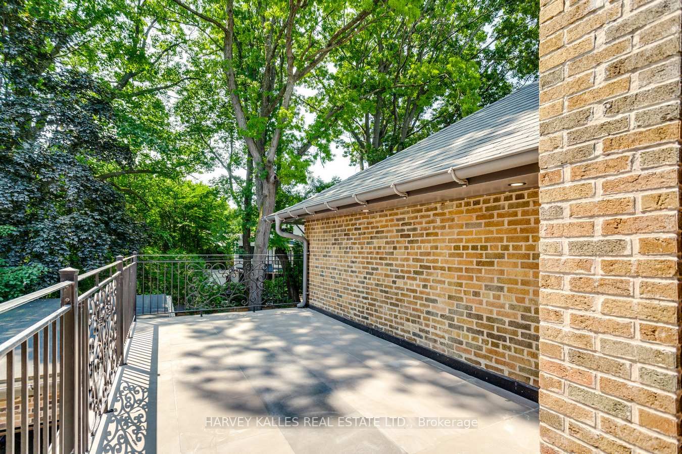 23 Douglas Drive