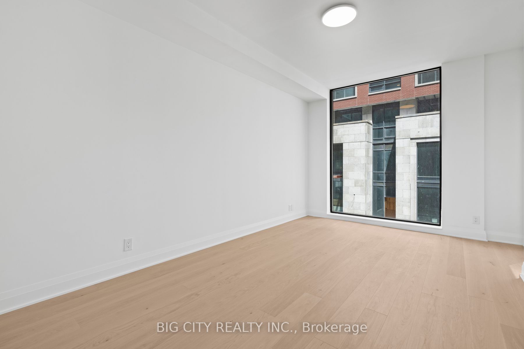 33 Frederick Todd Way, #TH01