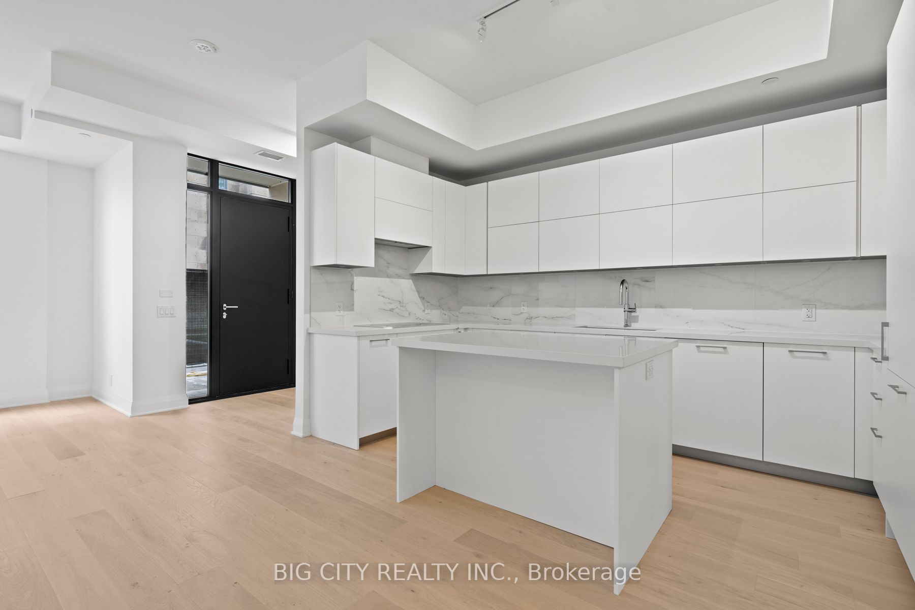 33 Frederick Todd Way, #TH01