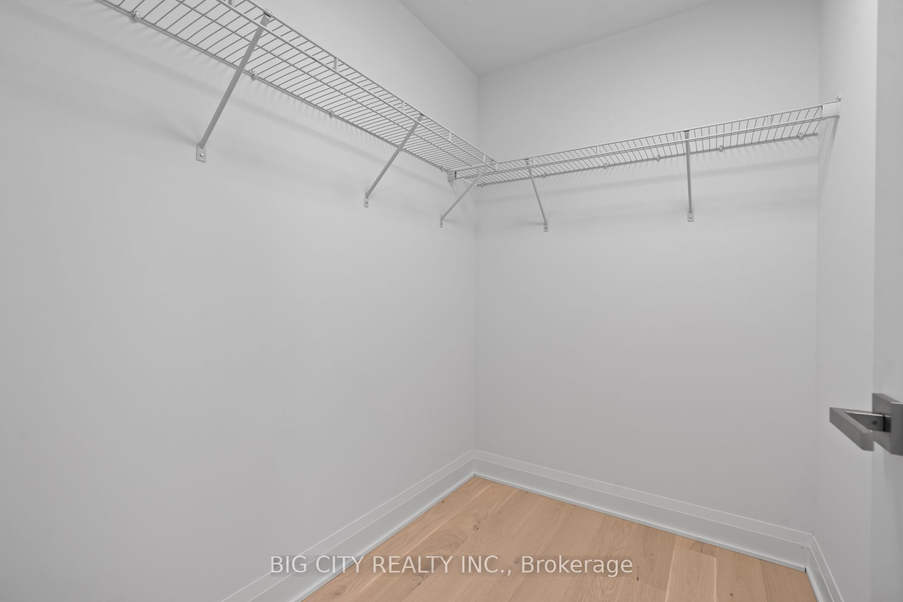33 Frederick Todd Way, #TH01