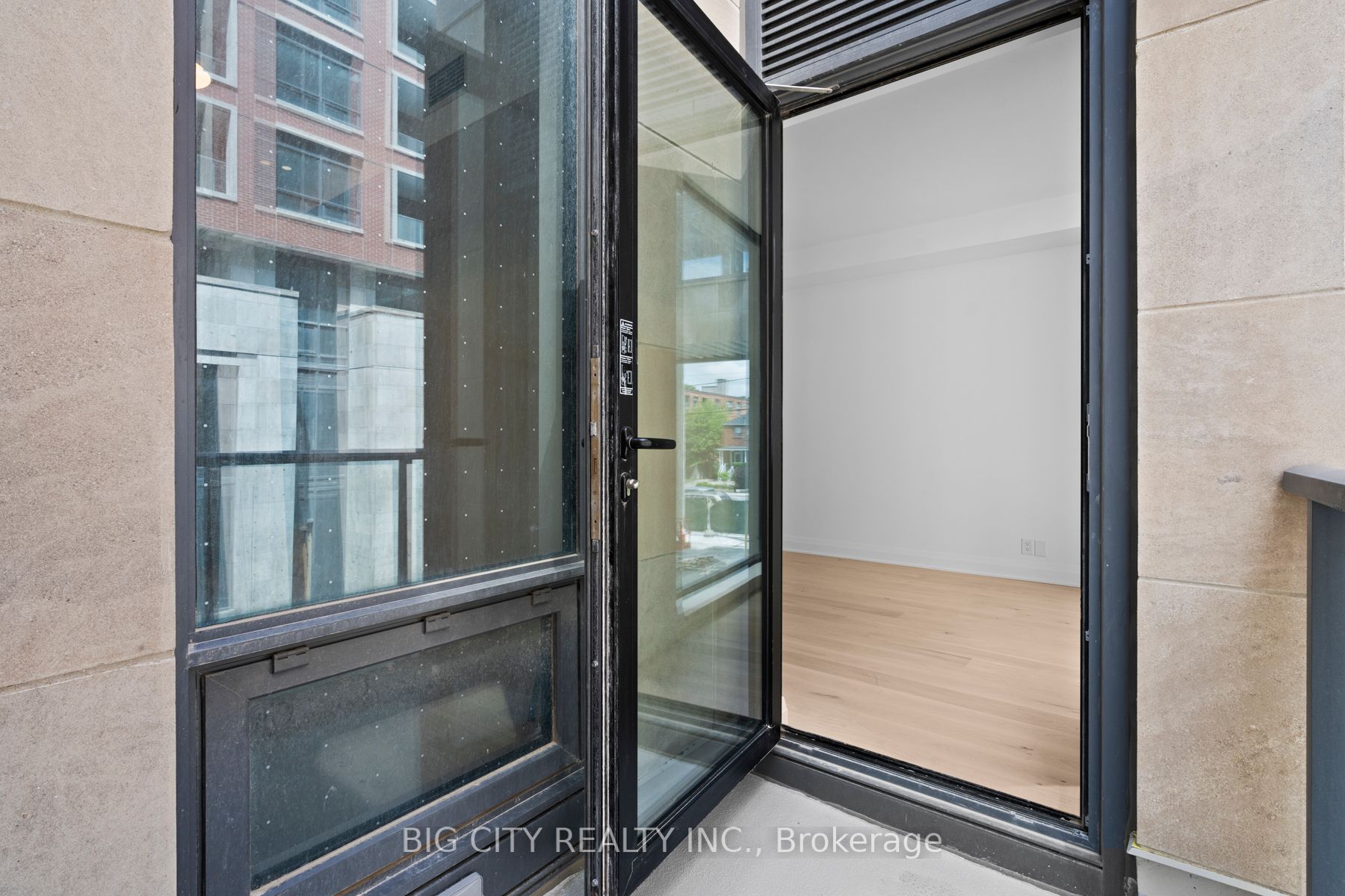 33 Frederick Todd Way, #TH01