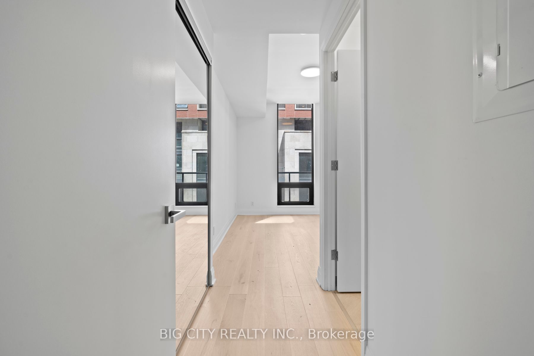 33 Frederick Todd Way, #TH01