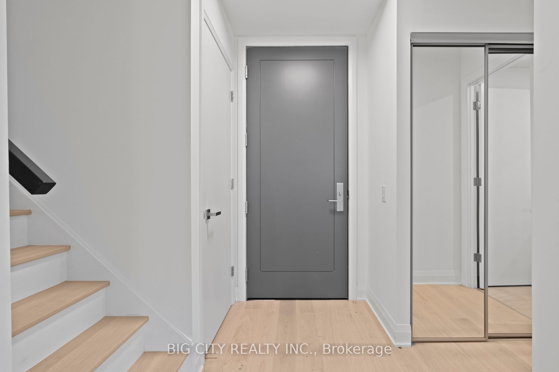 33 Frederick Todd Way, #TH01