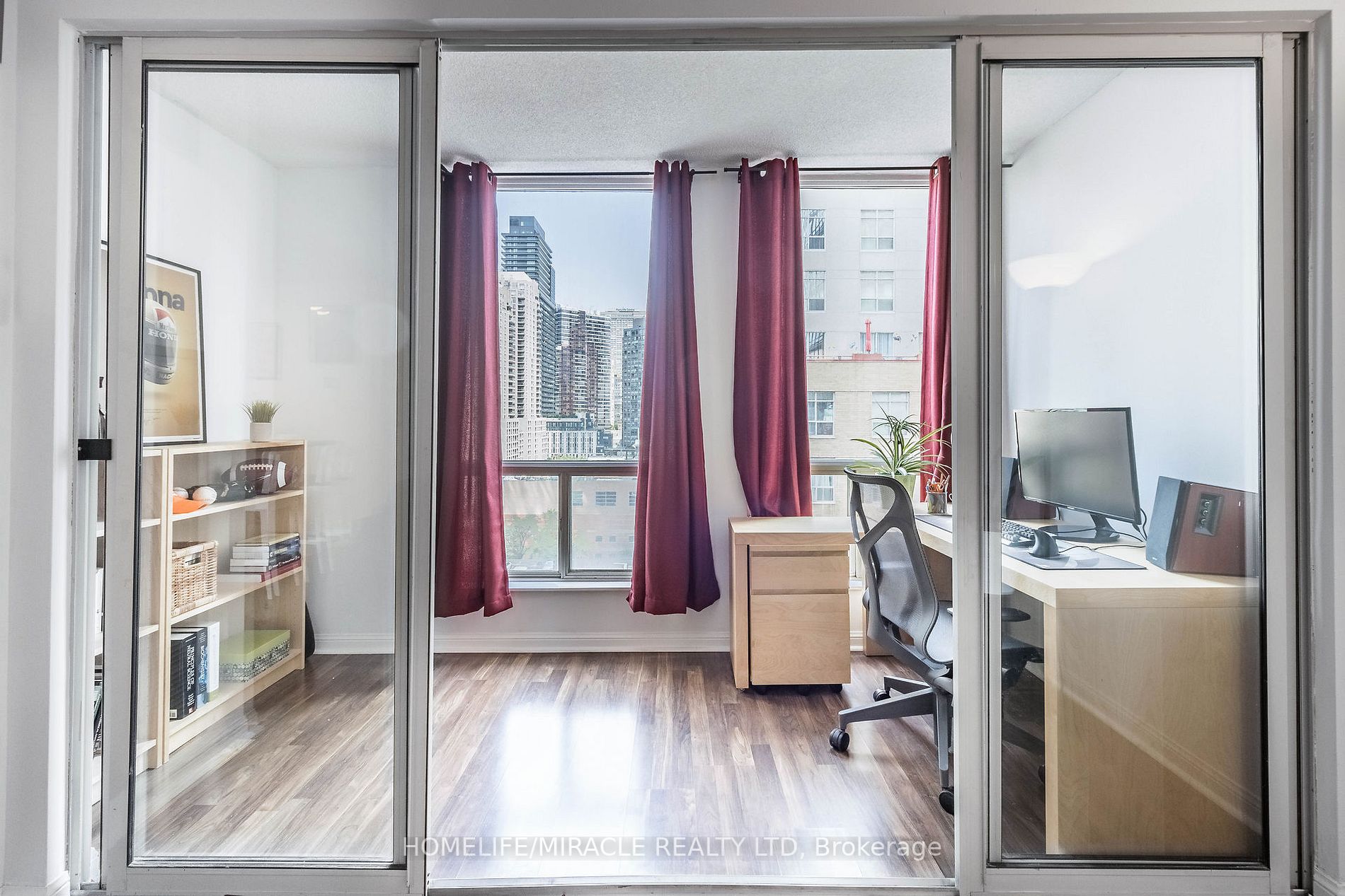 25 Grenville St, #1107