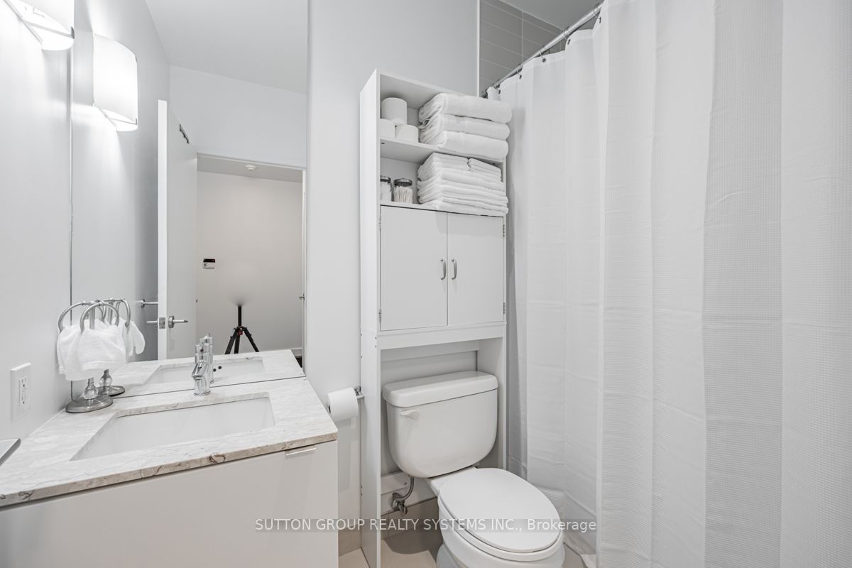 33 Mill St, #441