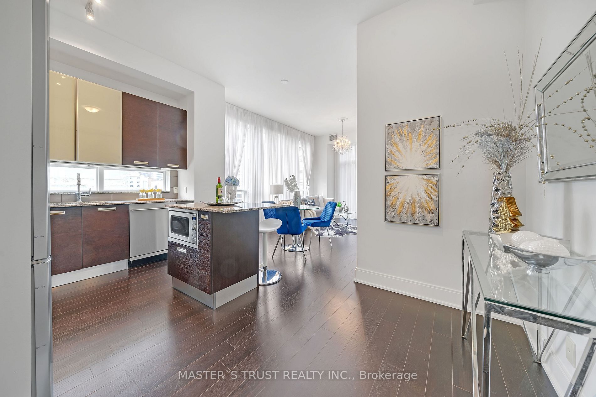 21 Balmuto St, #1803