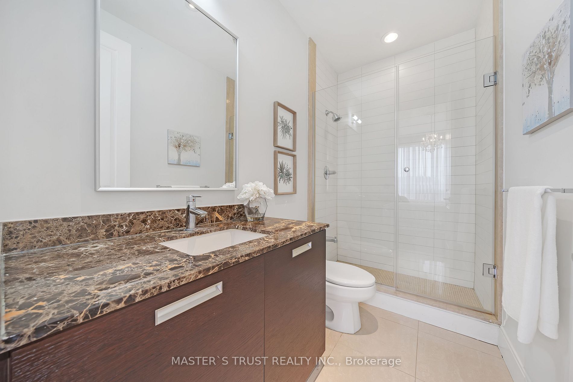 21 Balmuto St, #1803
