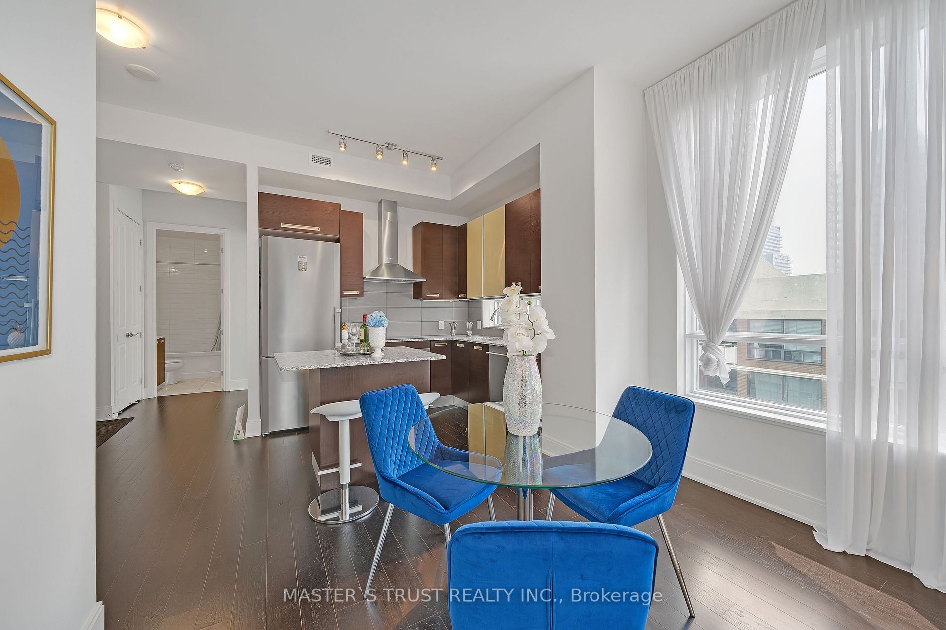 21 Balmuto St, #1803