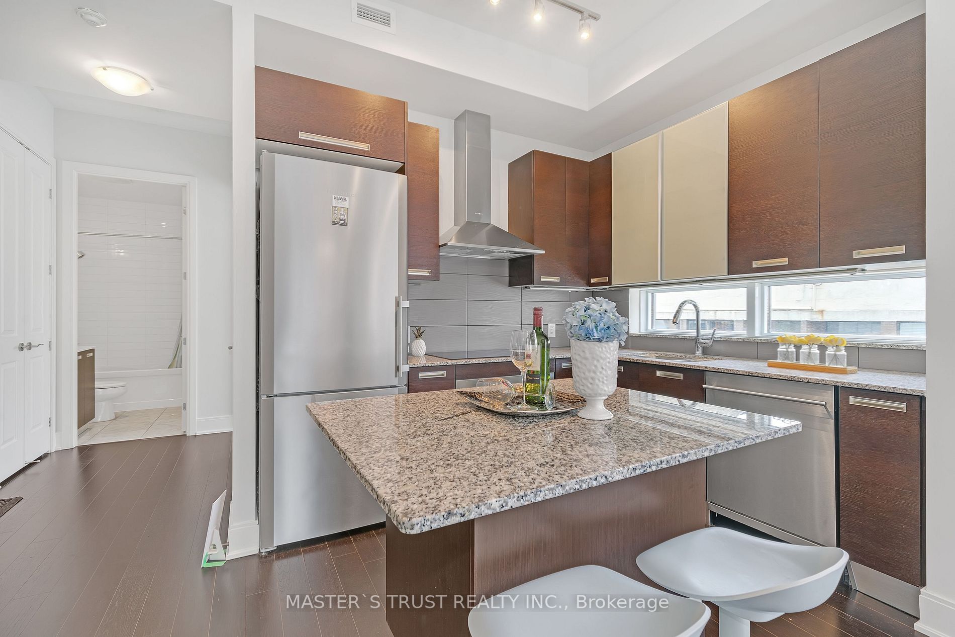 21 Balmuto St, #1803