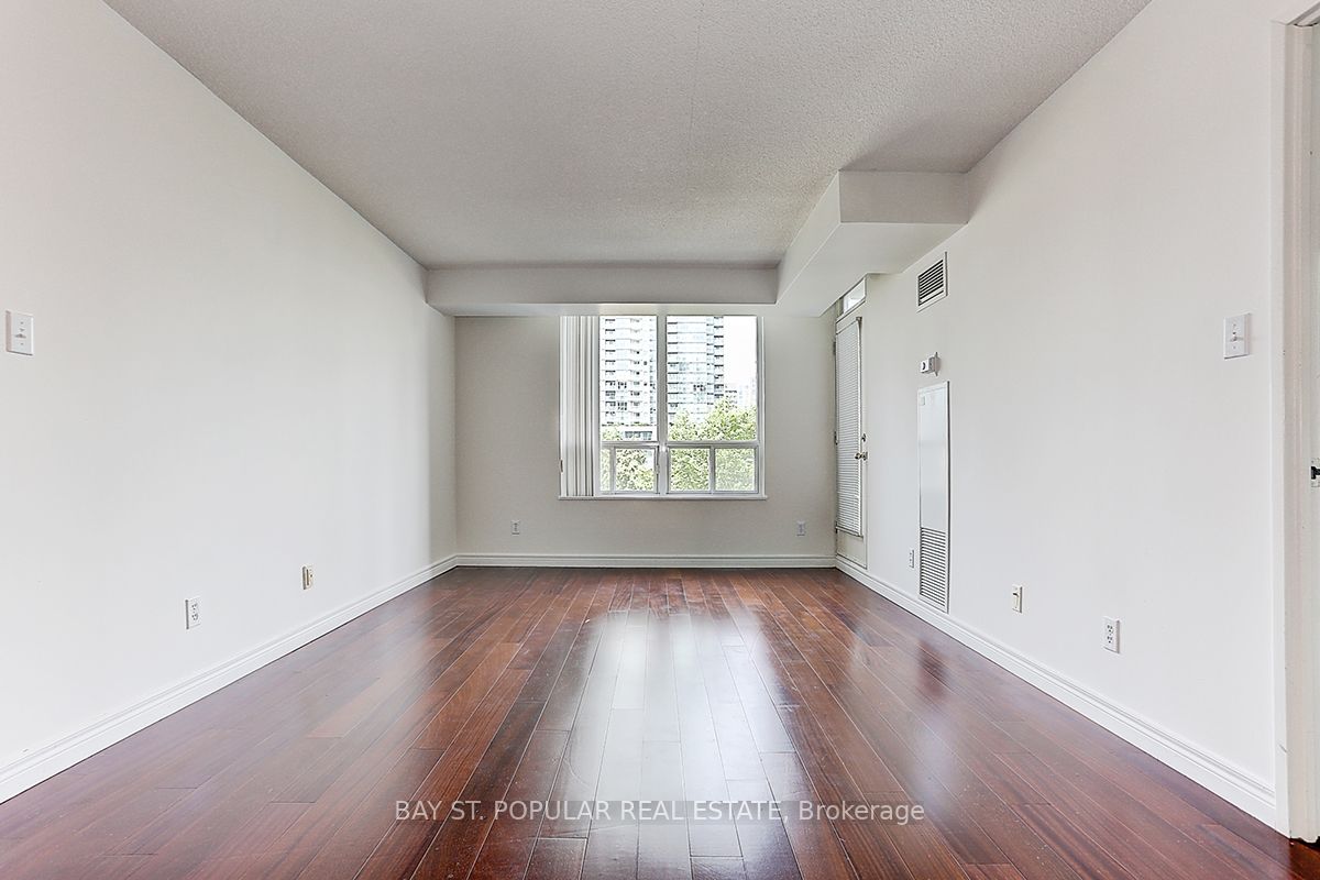 28 Empress Ave, #616