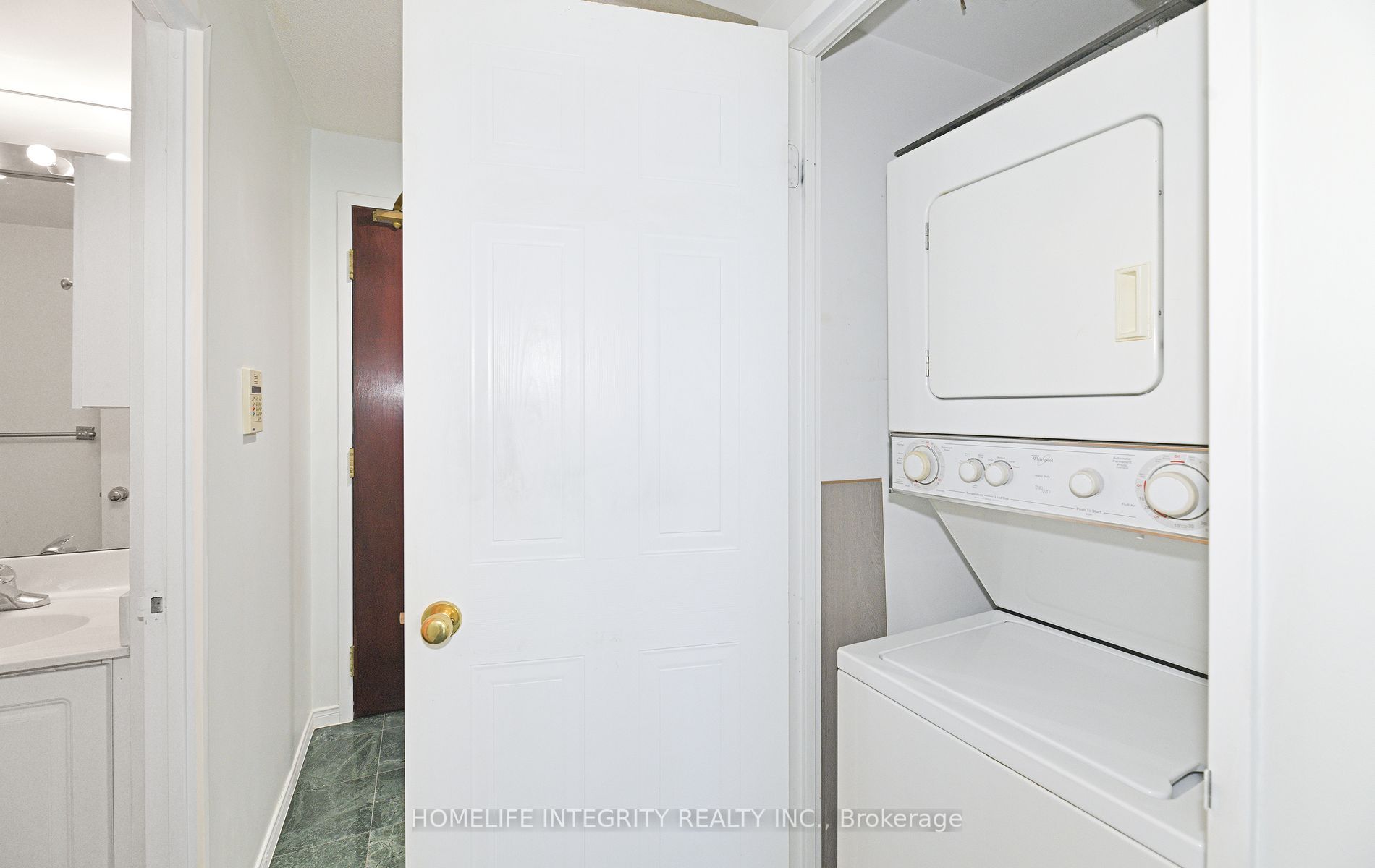 750 Bay St, #2301