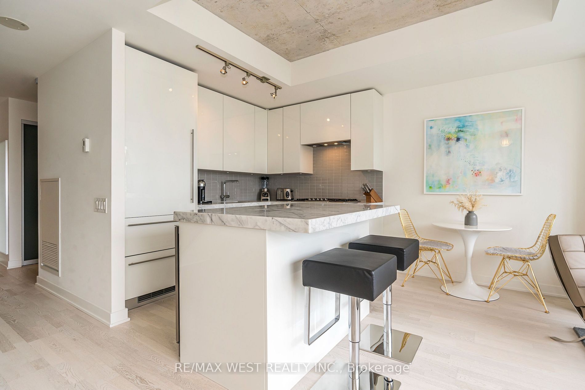 629 King St W, #Ph19