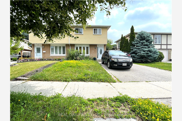 177 Hollyberry Tr, Toronto
