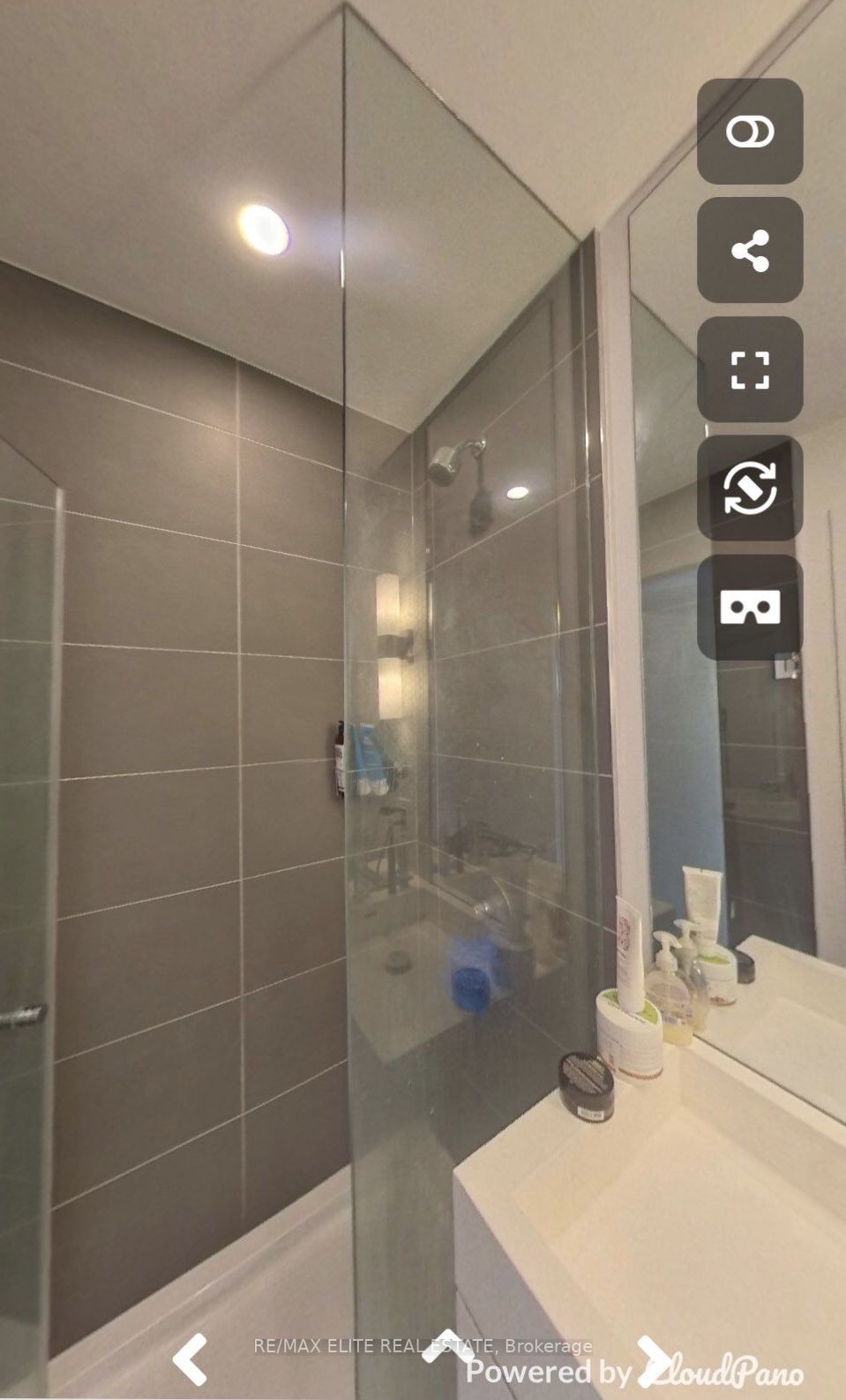 33 Helendale Avenue #2503