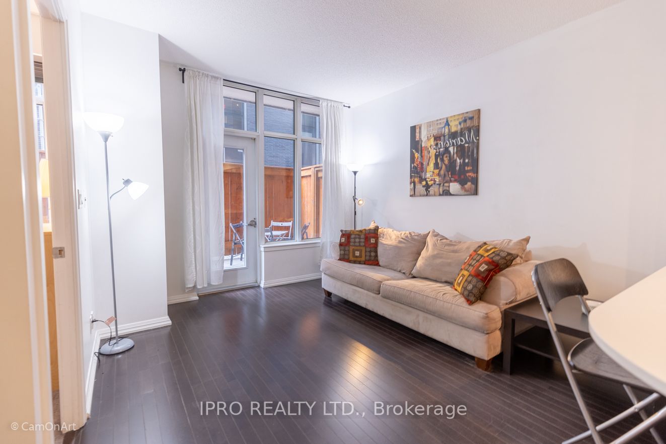 35 Hayden Street E, #105