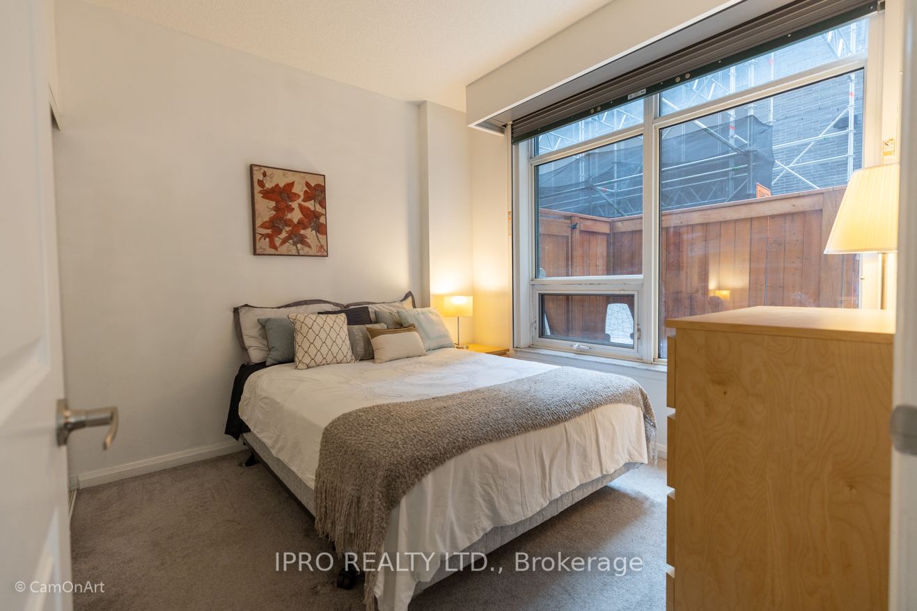 35 Hayden Street E, #105