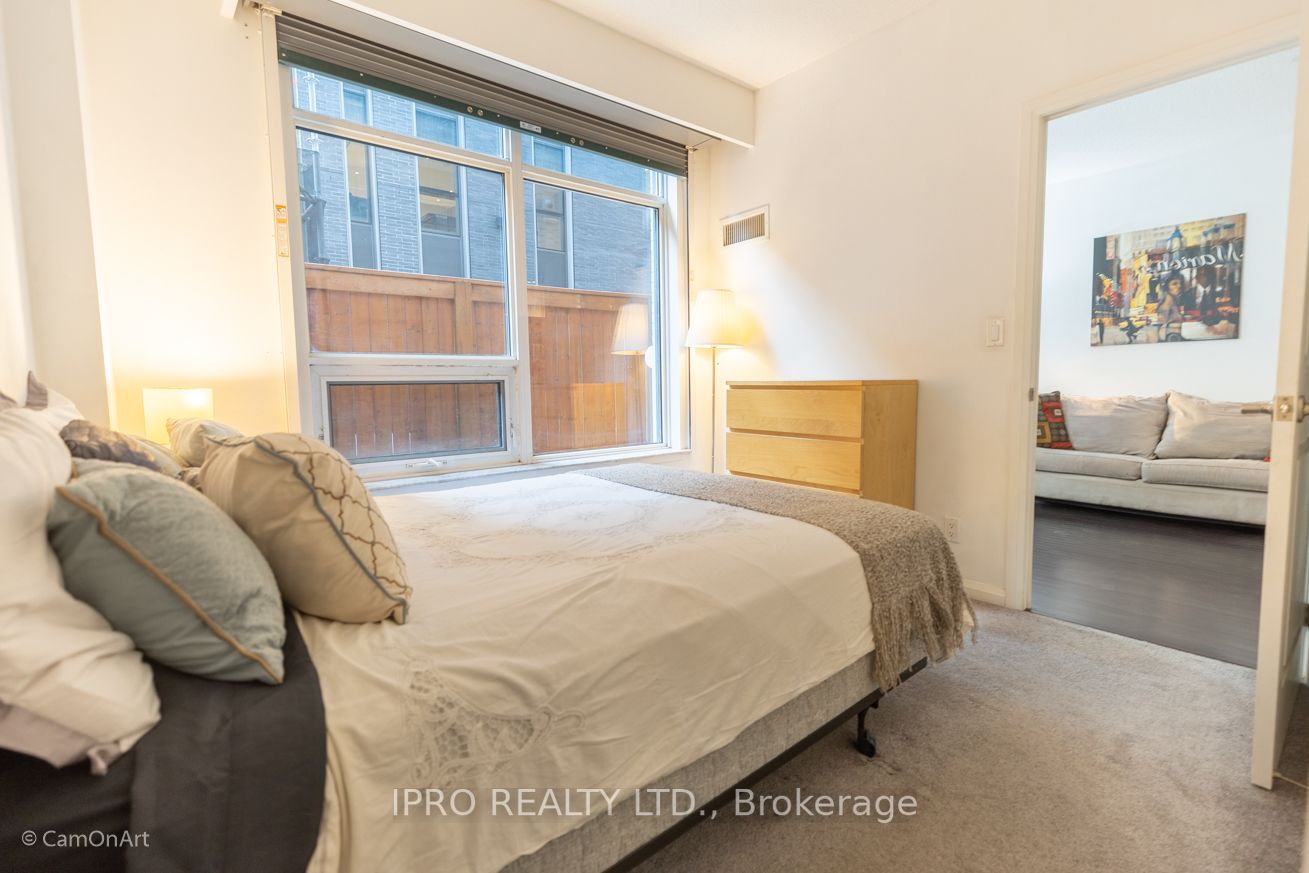 35 Hayden Street E, #105