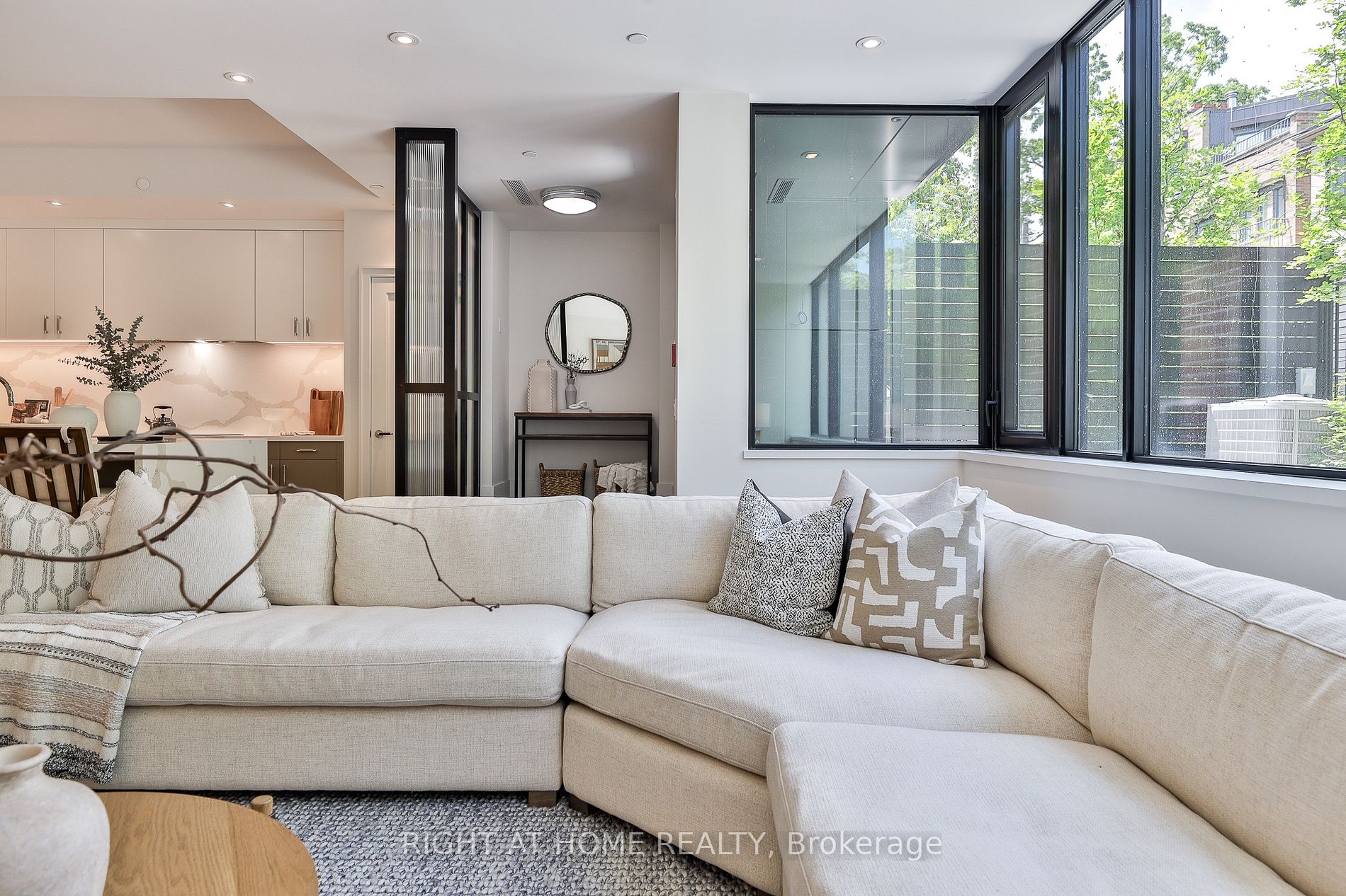 36 Birch Ave, #111