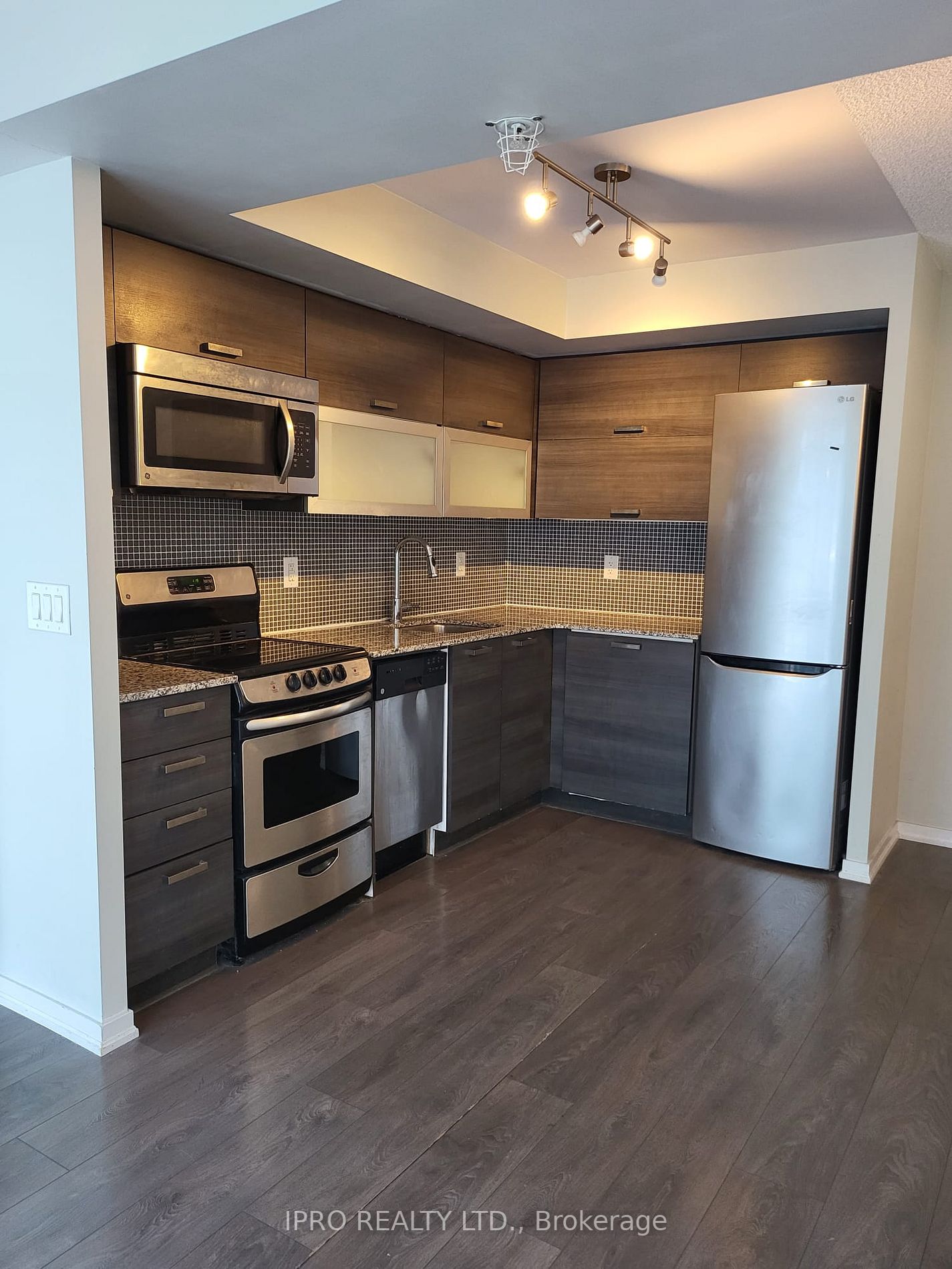 36 Lisgar St, #1907E