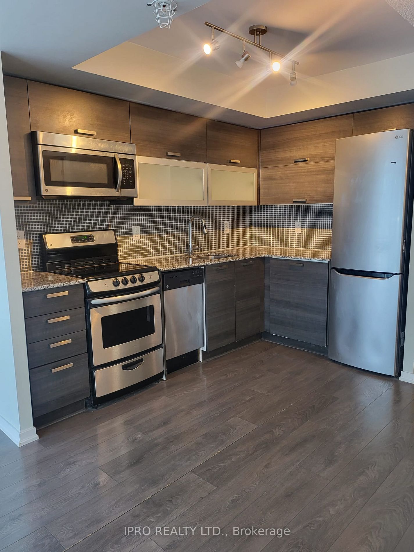 36 Lisgar St, #1907E