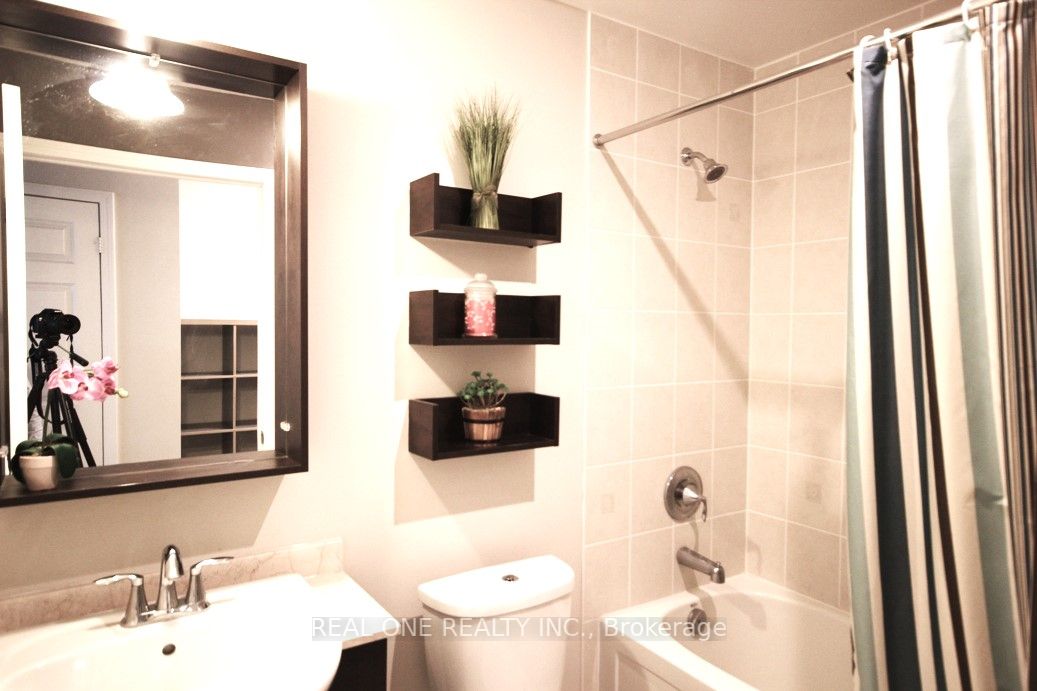 Listing C6633340 - Large Photo # 16
