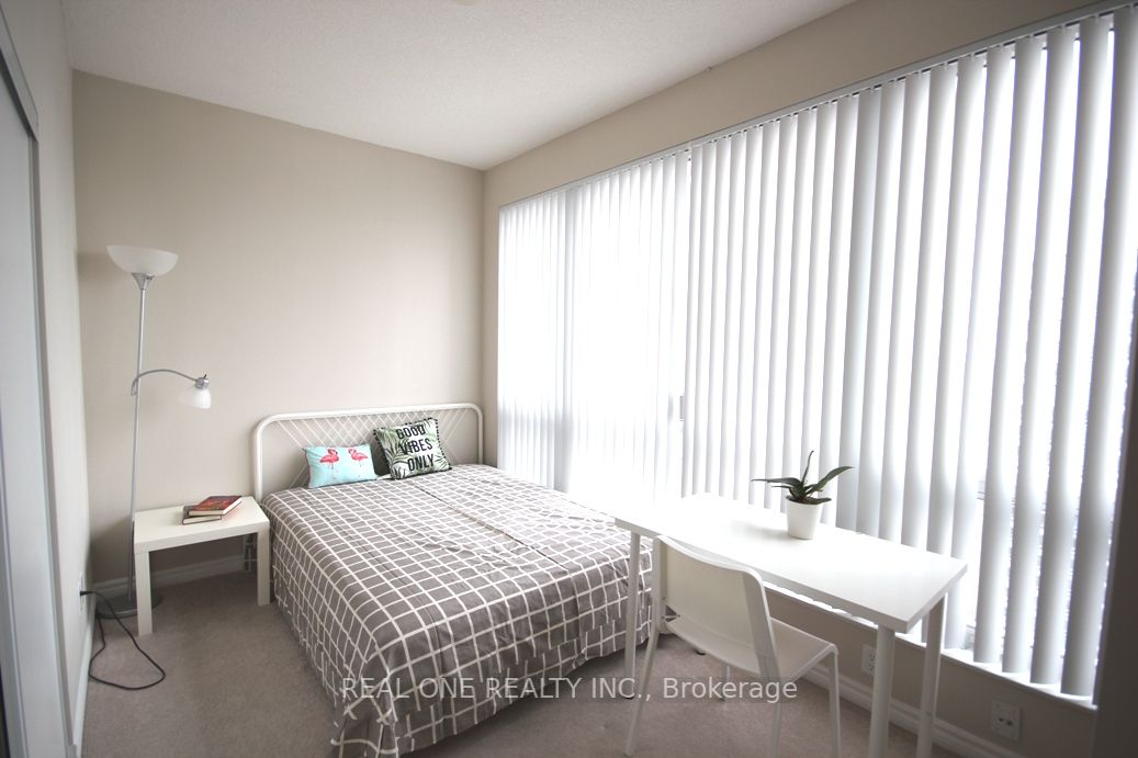 Listing C6633340 - Large Photo # 15