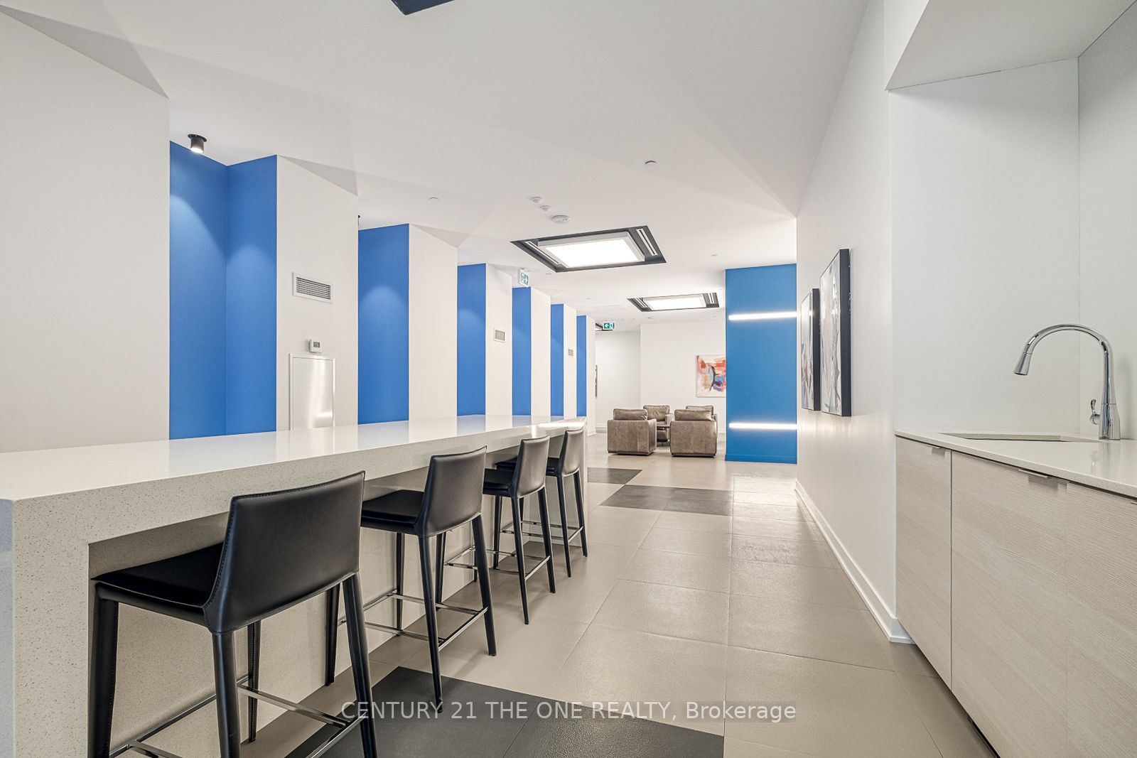 99 Broadway Avenue, #2711 Nt