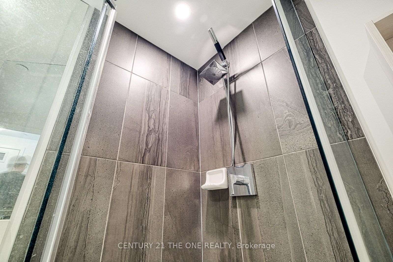 99 Broadway Avenue, #2711 Nt