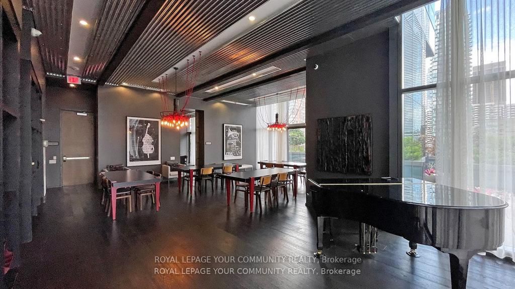 5 St Joseph St, #202