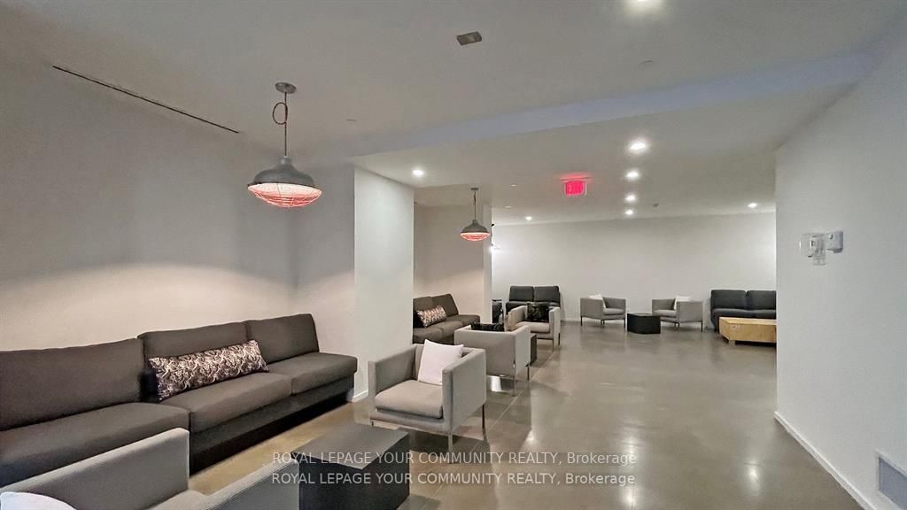 5 St Joseph St, #202