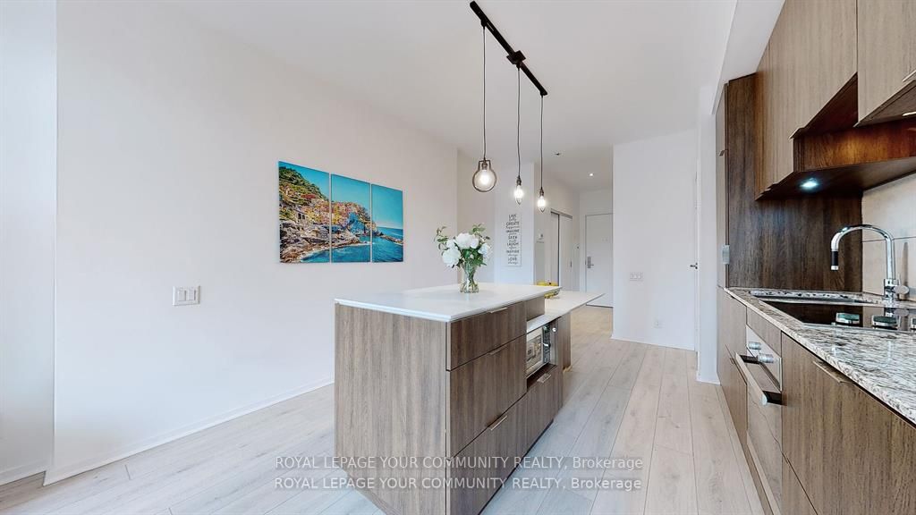 5 St Joseph St, #202