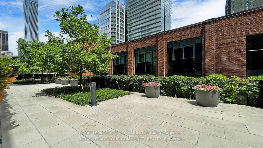 5 St Joseph St, #202