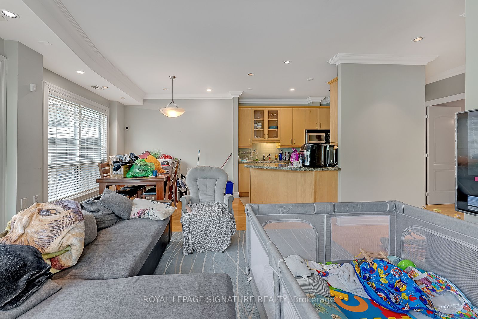 890 Sheppard Ave W, #115