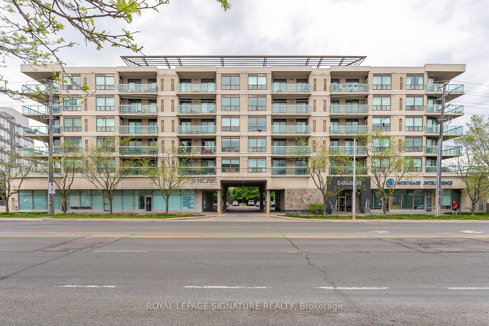 890 Sheppard Ave W, #115