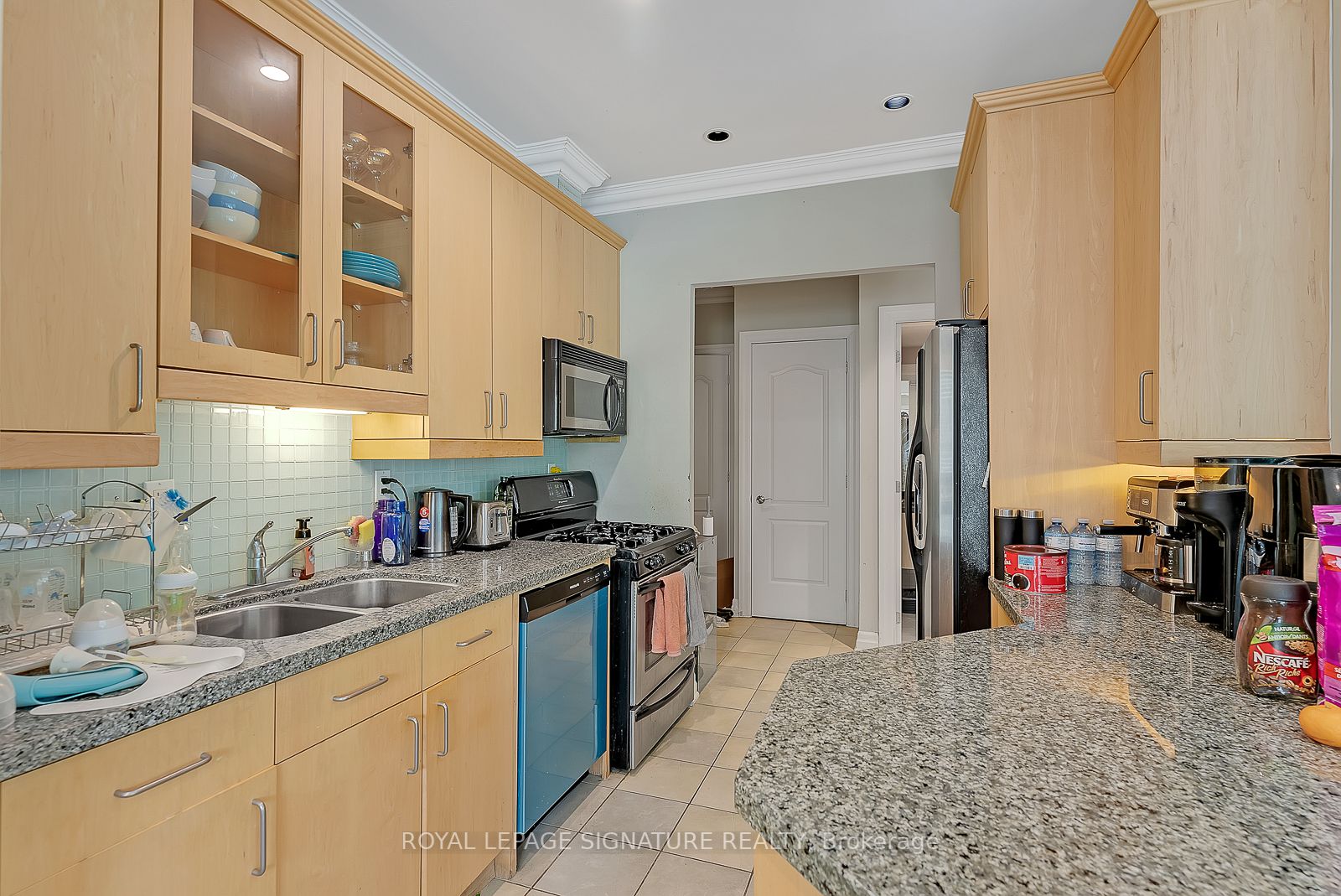 890 Sheppard Ave W, #115