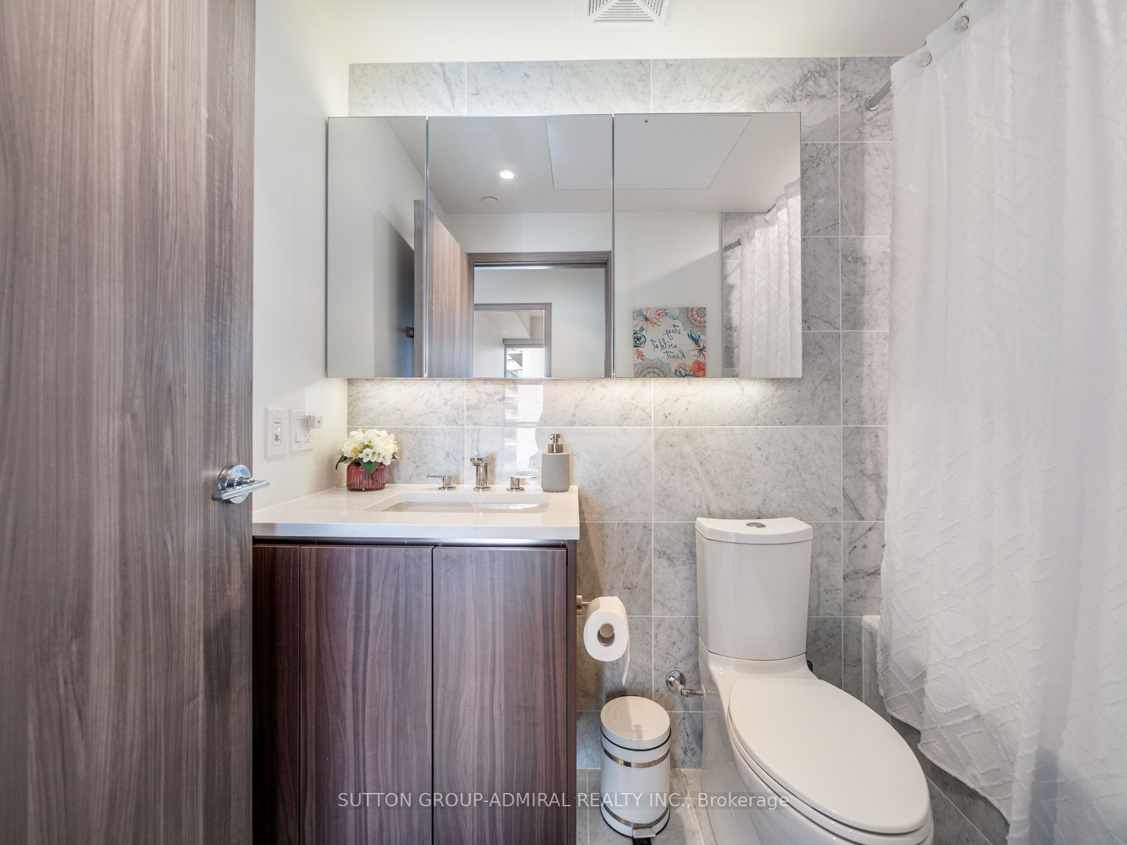 85 Mcmahon Dr, #3509