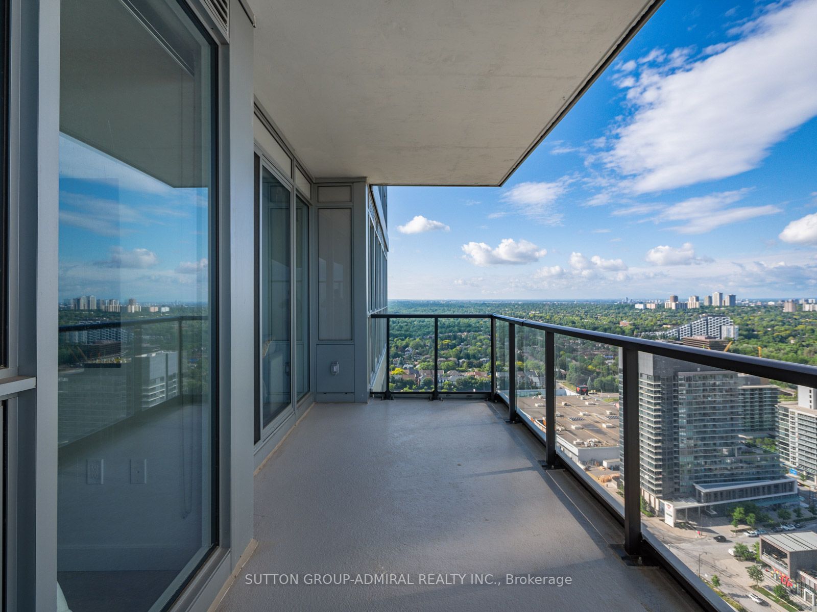 85 Mcmahon Dr, #3509